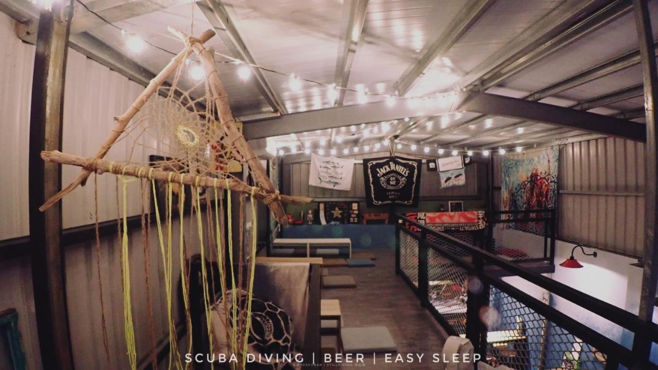 氮醉潛水酒吧旅宿joscubar Diving Hostel Xiaoliuqiu Eksteriør billede